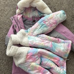 Gerry girls coat 10/12 lightly worn. Darling. Coat and shell liner